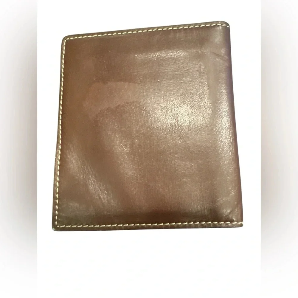 Men’s brown faux leather billfold wallet